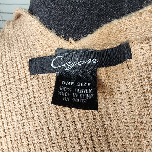 Cejon Women's Knit Poncho Wrap with fringe, tan, one size - Picture 6 of 6